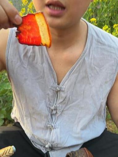 正宗湘西腊肉 人间烟火最抚人心,又是腊肉飘香的时候,肥而不腻,瘦而不柴,唯有它能解我乡愁。