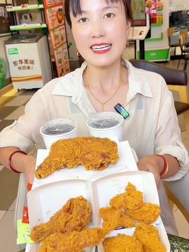 德克士团购新品来啦 德门咔滋四重奏 开学半价炸鸡桶 德克士