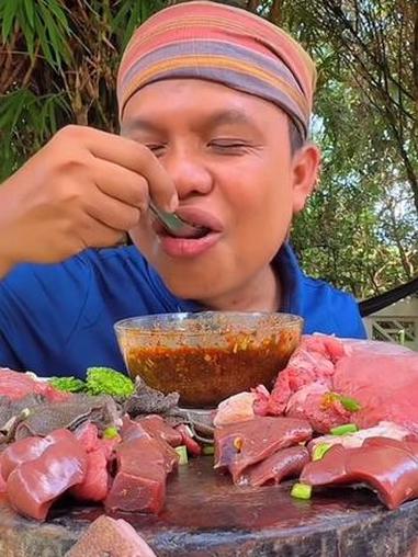 丰盛的午餐 #美食 #泰国美食 #抖音美食 #户外美食 #内容启发搜索