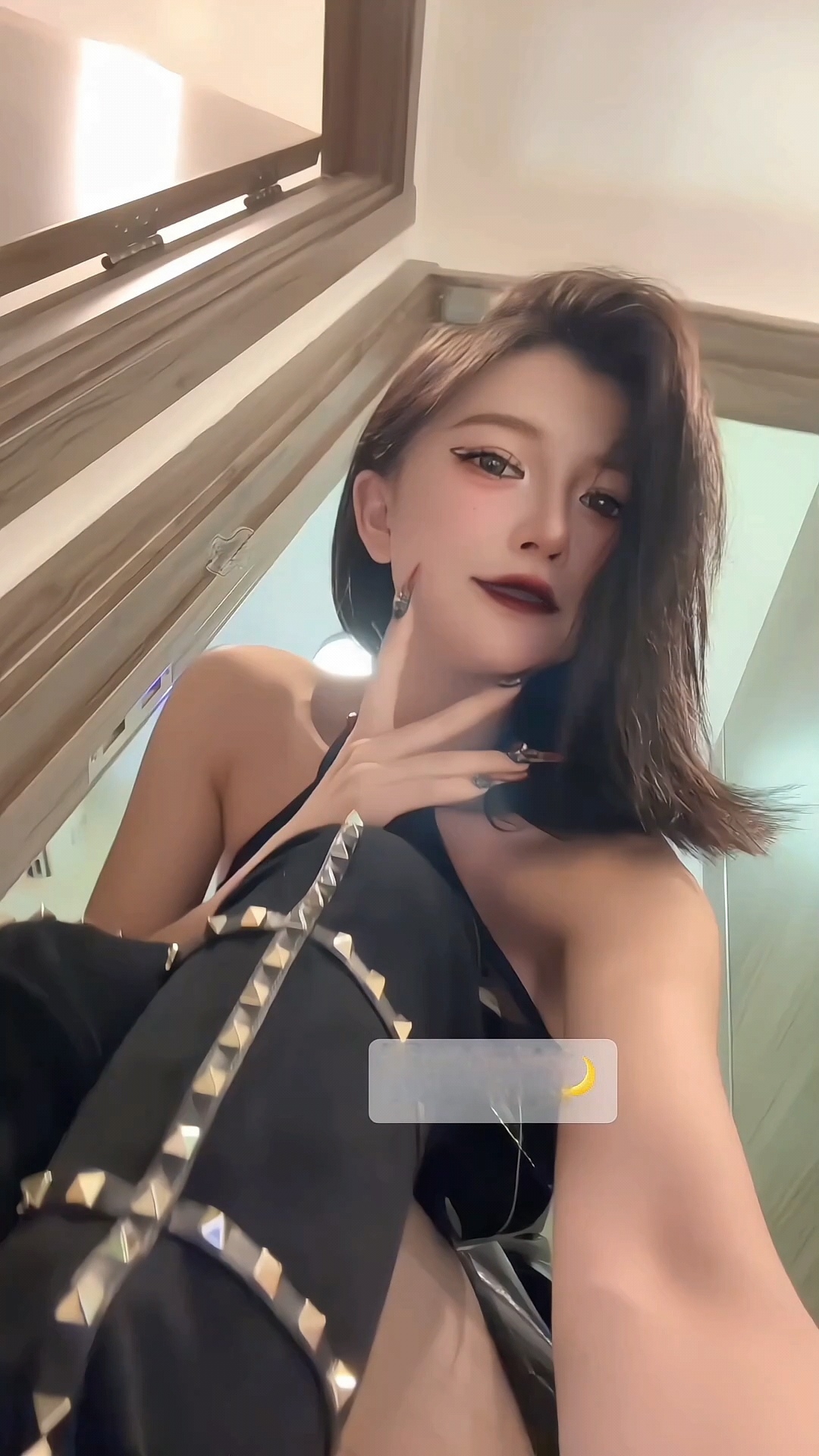 姐姐想试试人肉坐垫