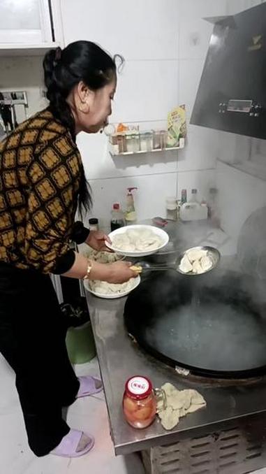酸菜馅饺子