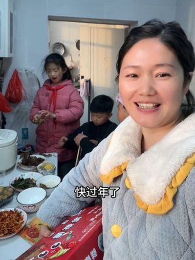 快过年了,晨晨给大家推荐一道好菜,刚出锅就被孩子们抢着吃 我的乡村生活 在平凡的日子里热爱