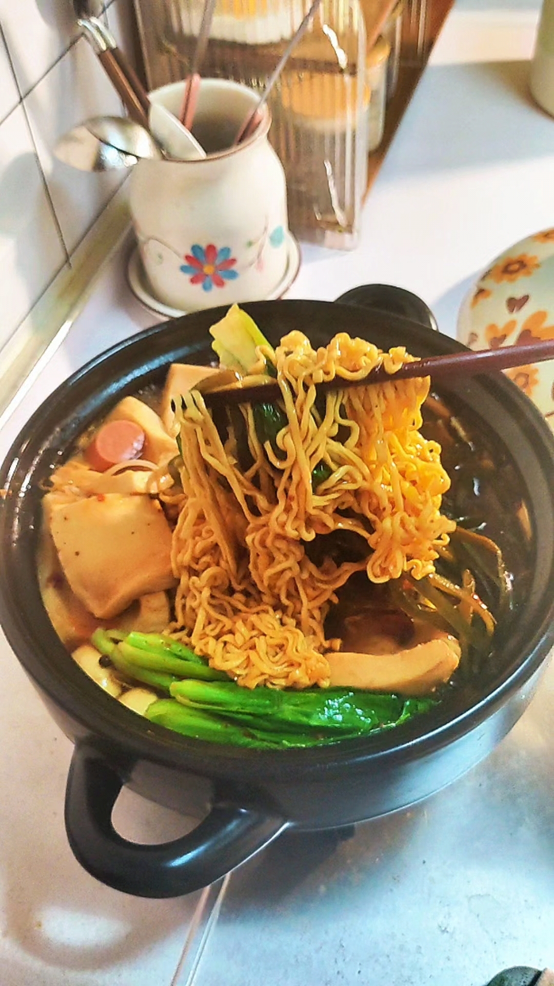 在家自制麻辣烫,麻辣鲜香也太好吃了吧