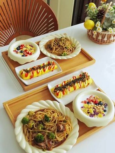 优优的早餐,厚蛋烧,黑椒意面,酸奶杯 小学生早餐 孩子早餐 儿童营养早餐 必胜客意面