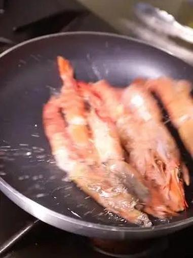 大虾,油焗的,高清的!给个赞呗^_^