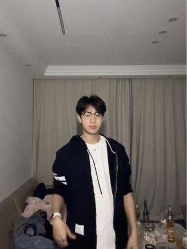 想你我就说清风上南枝……蒜苗炒焖子
