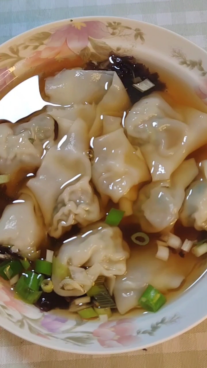 春天的味道,荠菜猪肉馄饨