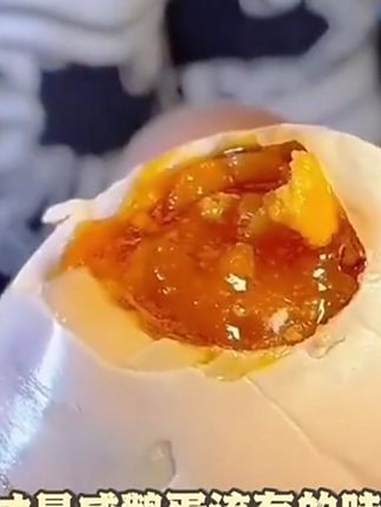 熟双黄咸鹅蛋烤鹅蛋流油网红低盐正宗新鲜咸香即食流心红太阳 好吃到停不下来 咸鹅蛋 下饭神器