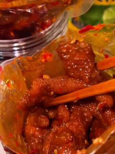这个虎皮鸡爪太好吃了 好吃到停不下来 吃货必备 妈呀太香了 鸡爪 零食推荐