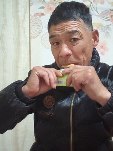 好吃的鱼豆腐 随拍 舌尖上的味道 每一帧都是热爱 看土味视频品百味人生 残疾人正能量