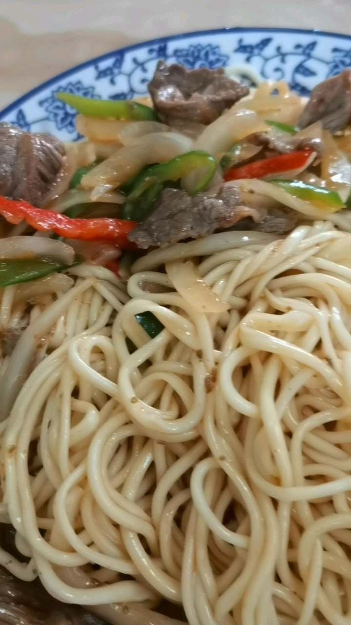 孜然牛肉拌面