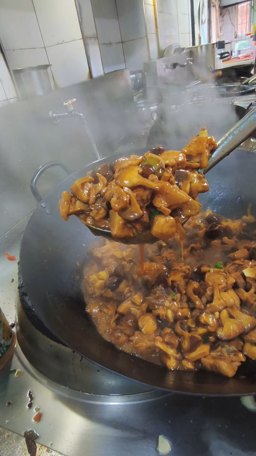 香菇烧鸡腿