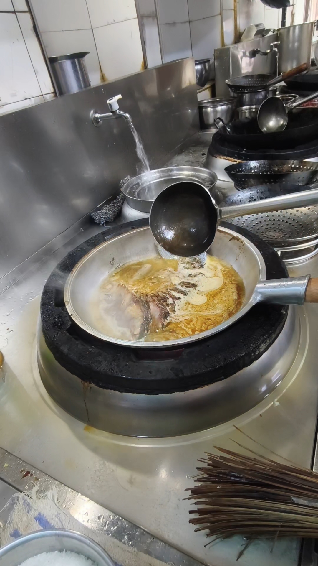 勾魂鱼尾炖豆腐