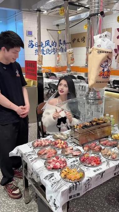 友青春太卷了!人均七十多吃现切现串的烧烤,上百种菜品任你炫!同城美食 自助烧烤 惠阳美食 