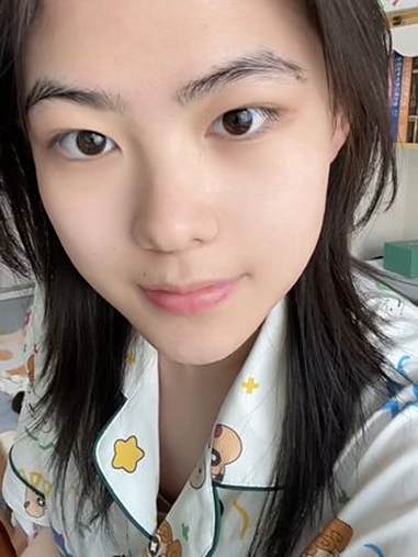 素颜干净的秘籍是……变帅 狼尾鲻鱼头 女高