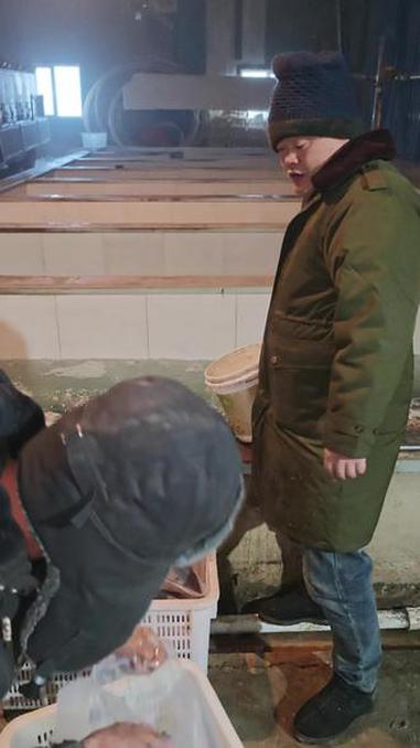 广告，喜欢鲜活鲟鱼的老铁抓紧时间下单吧