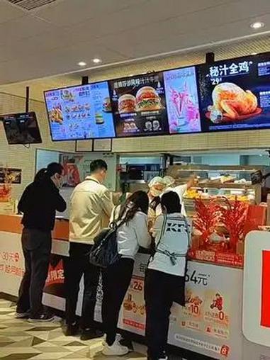 肯德基早餐来了  肯德基新品 KFC早餐 K记小笼包 早餐吃什么
