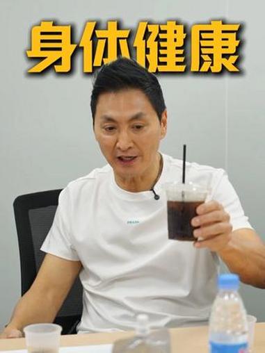 劲哥的初衷一直是把健康带到千家万户!#劲家庄 #何家劲 #劲家庄健康食品 #初衷