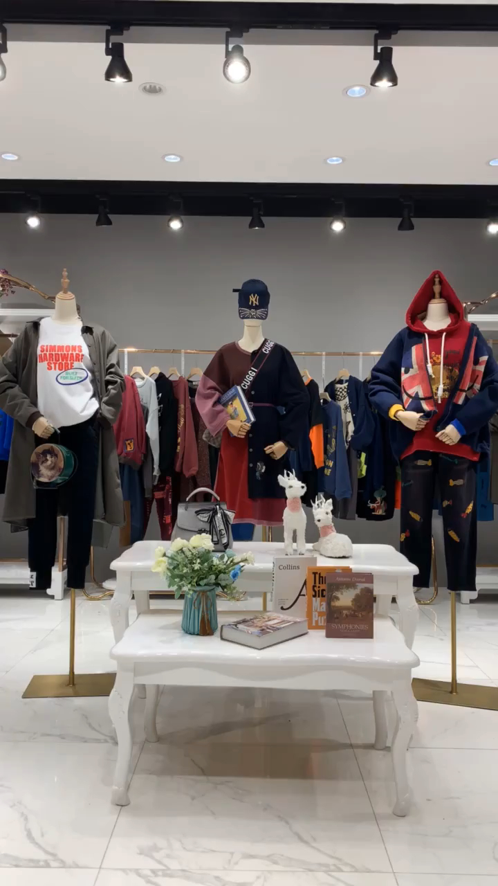 小渔仔2021春款广州潮牌女装尾货 品牌折扣女装十三行直播货源