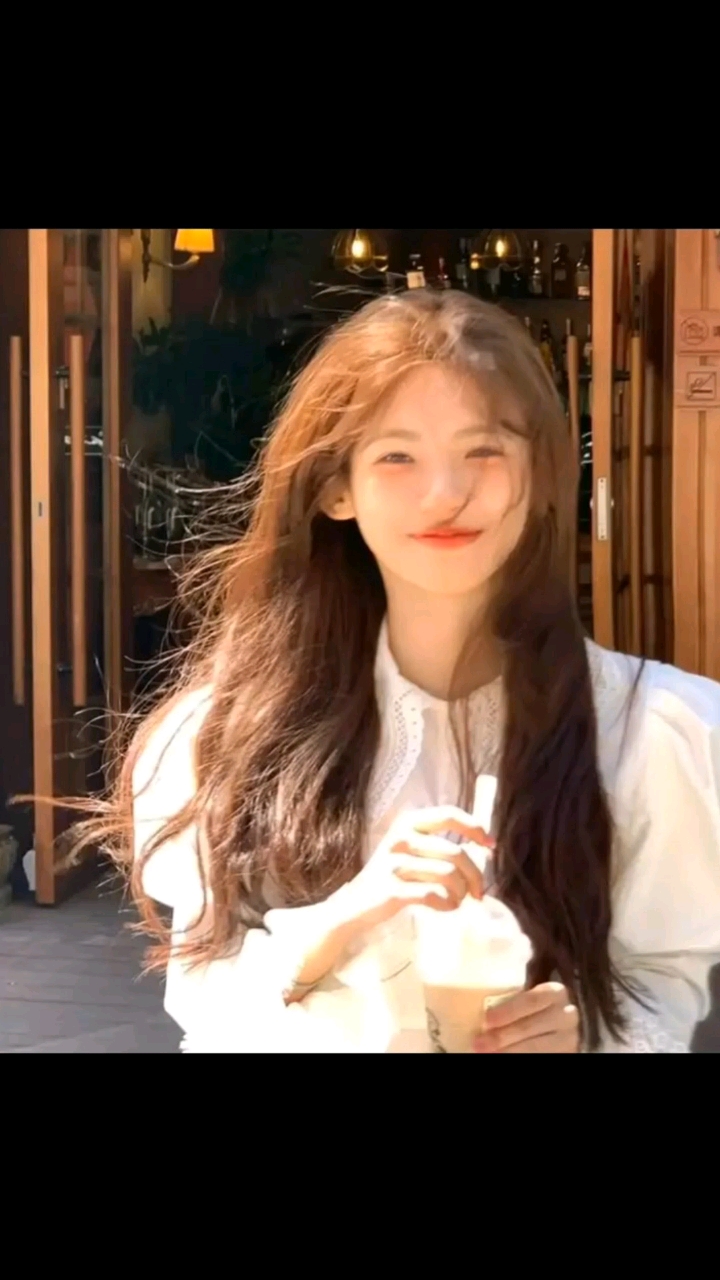 女头像ins高级质感。