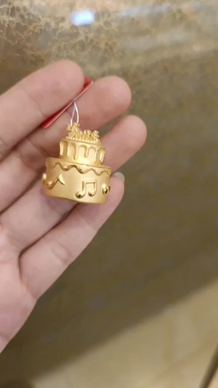 给她一个不一样的生日蛋糕