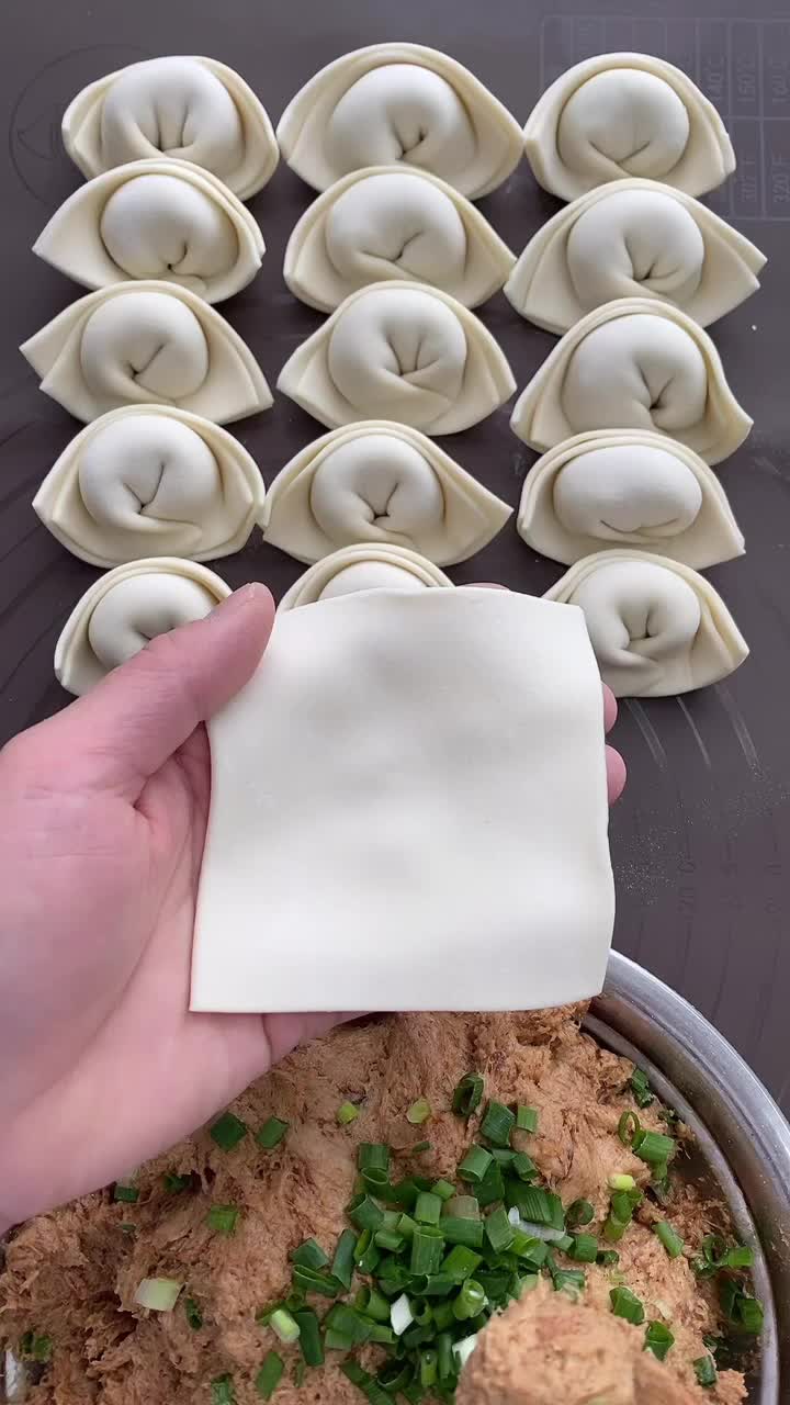 元宝大馄饨包法,简单漂亮