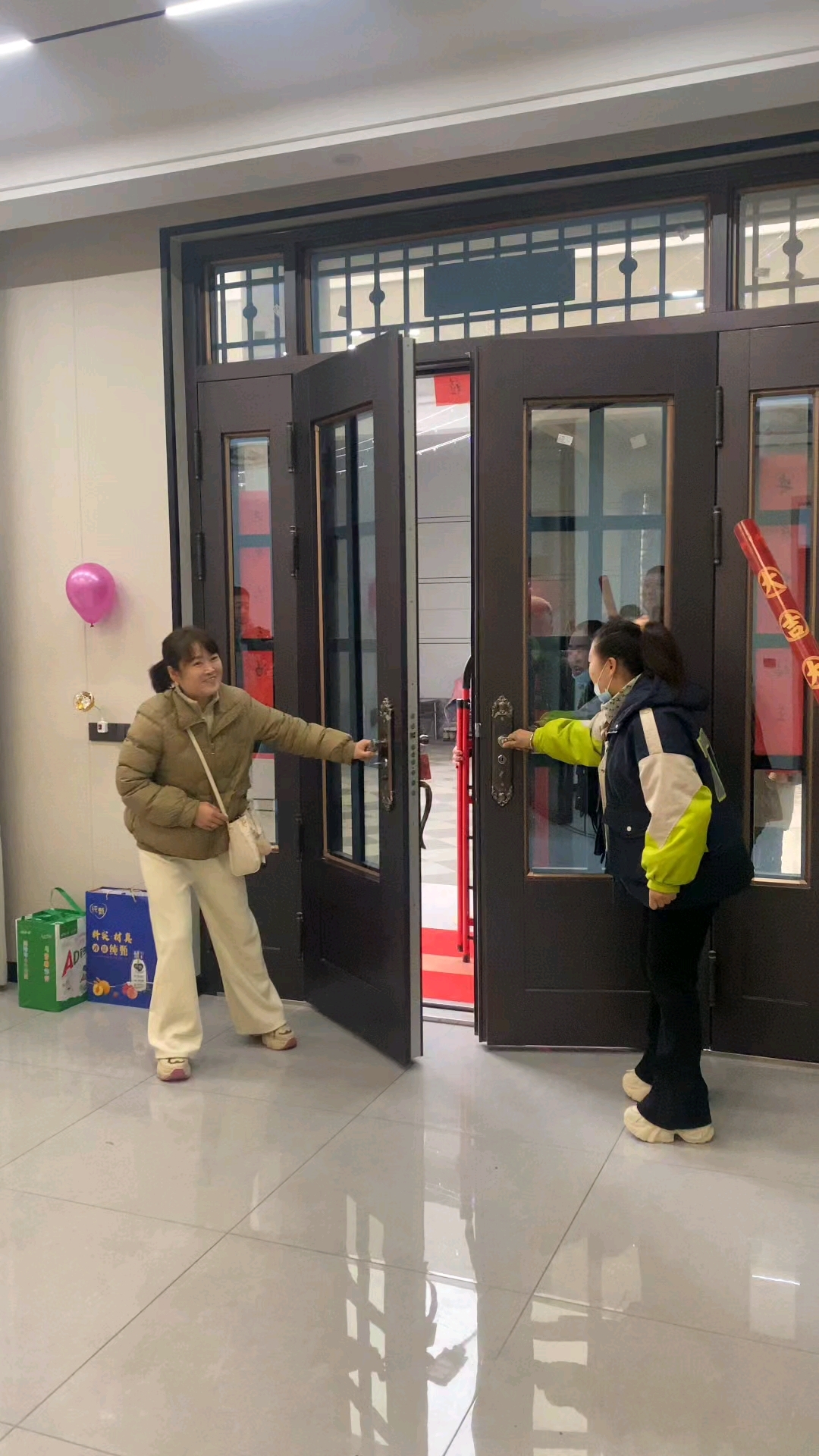 乔迁新居!感谢亲朋好友的祝福!