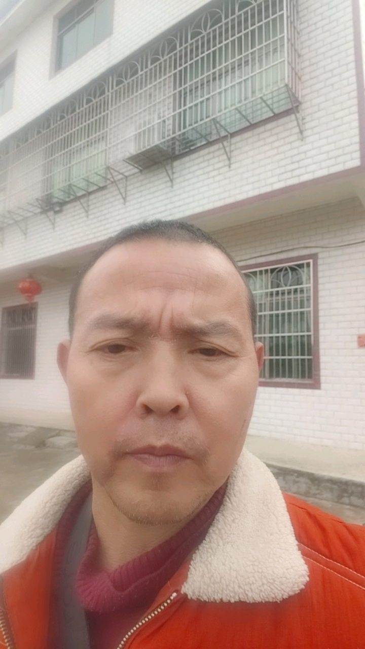 新年年画福娃写真打卡,美好的一天。