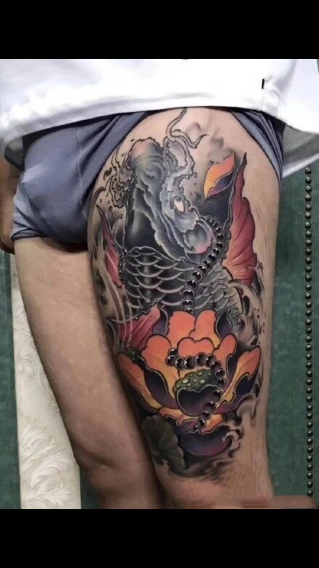 一组包臂包腿的招财鲤鱼纹身图案欣赏