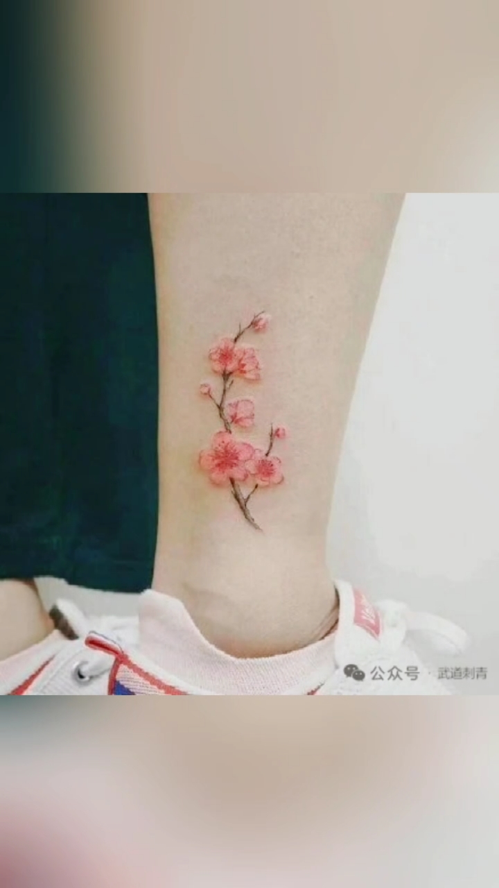 一组女生脚踝处的性感纹身图案欣赏