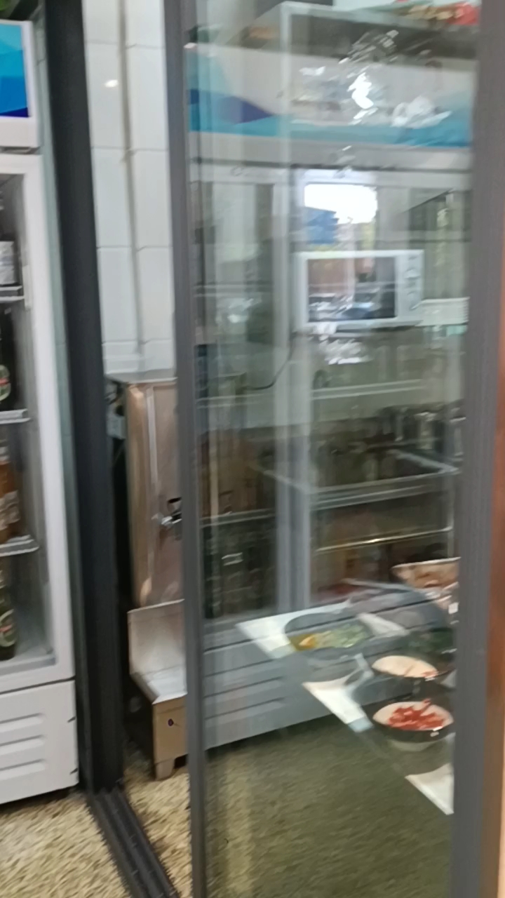 周末游郑州人民公园回来吃黑羊白汤羊肉汤,美味营养健康养生美食