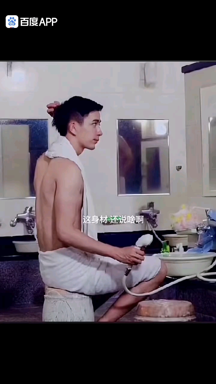 健身狂魔,我们鱼宝是肌肉男