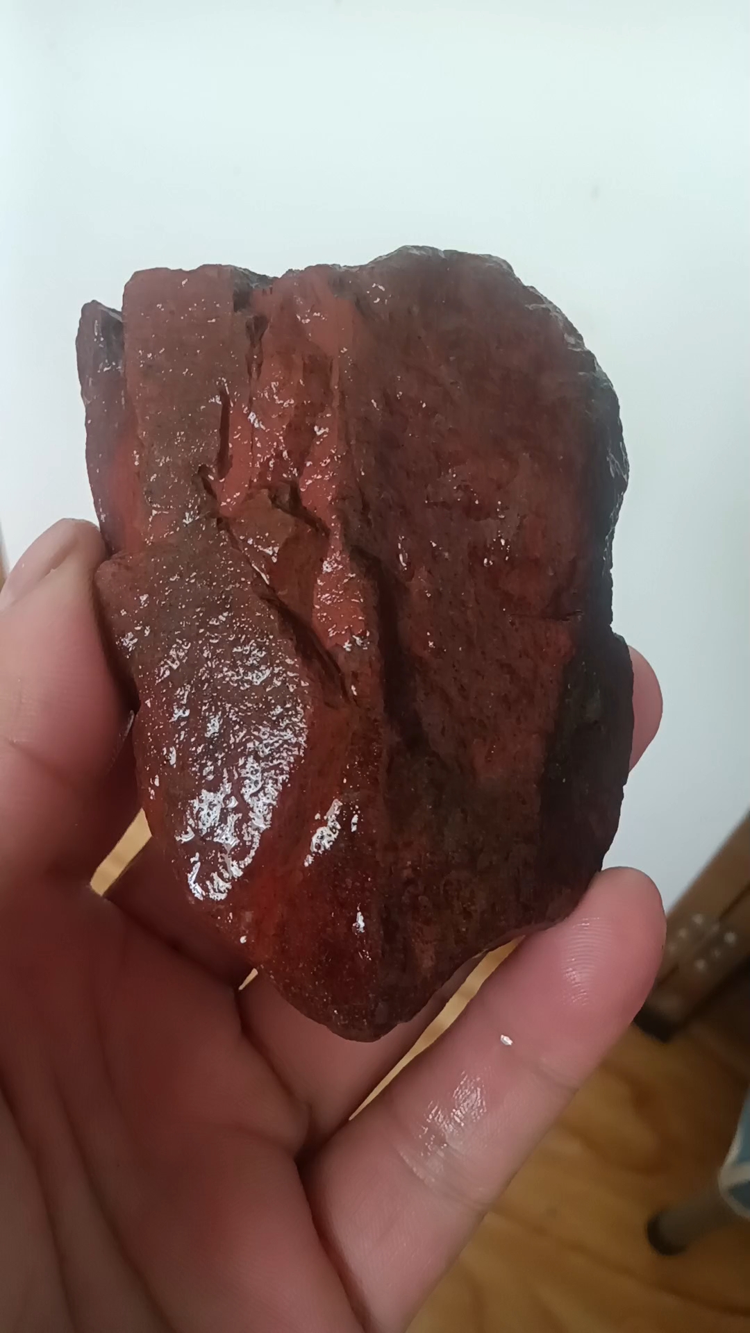 像鸡血石一样的陨石