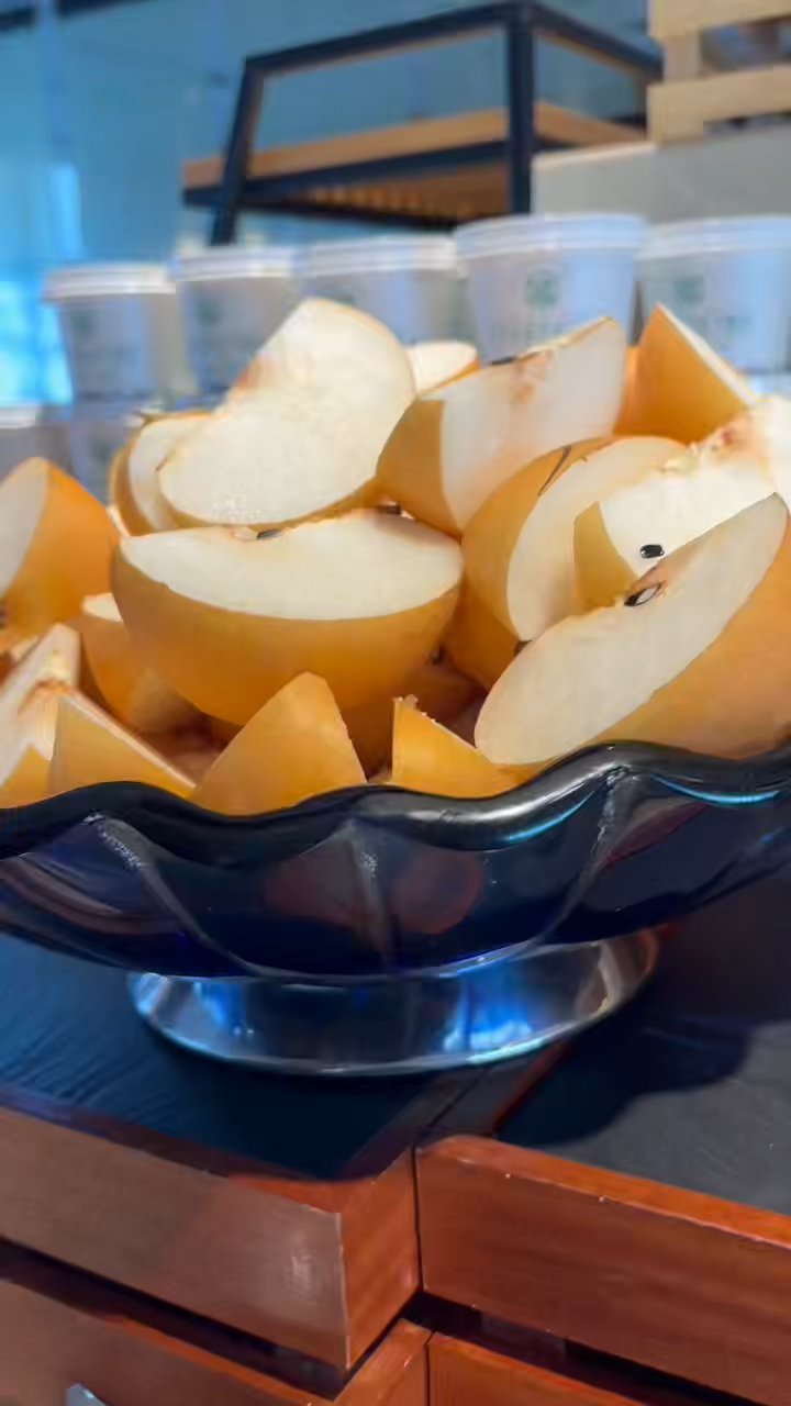 蔬菜水果沙拉上