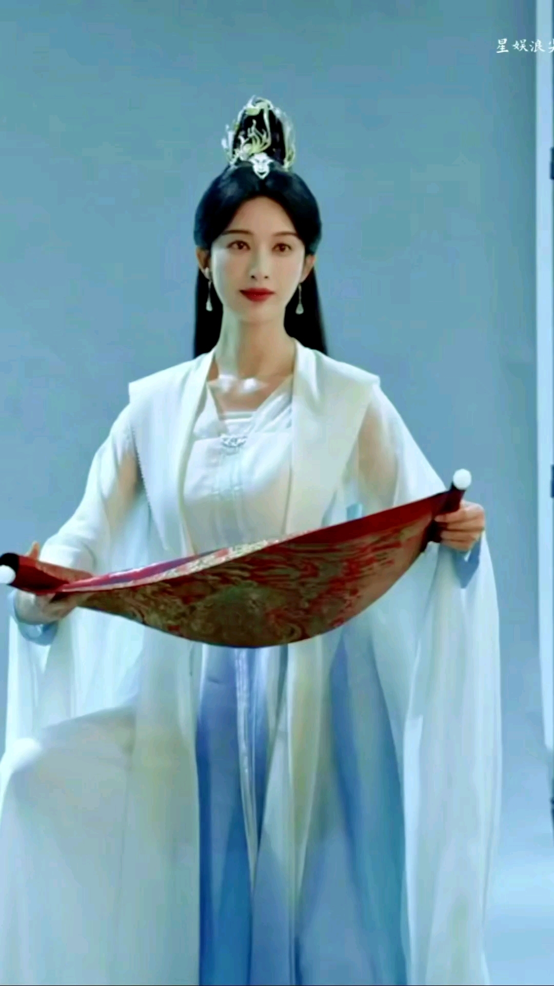 张俪饰演的韩女,冷艳气质与细腻演技,完美诠释反派魔女