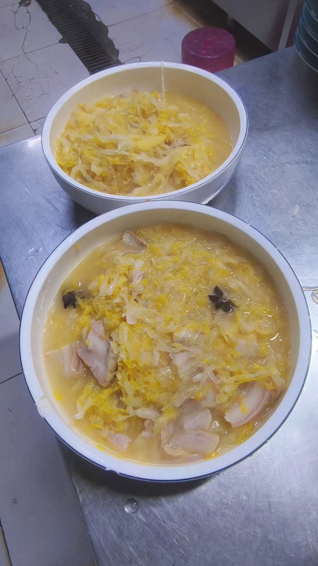 五花肉炖酸菜粉条