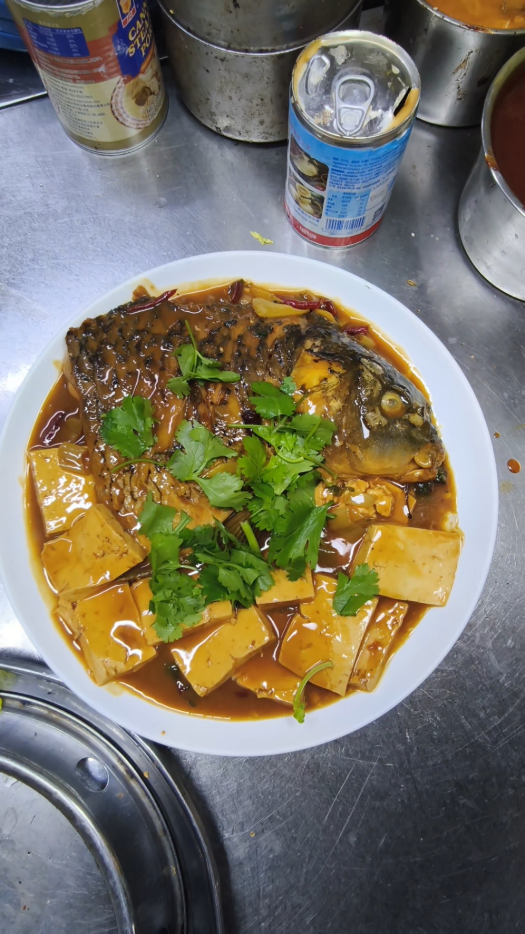红烧鱼头炖豆腐