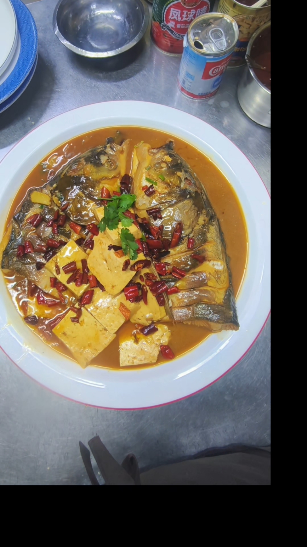 胖头鱼头炖豆腐