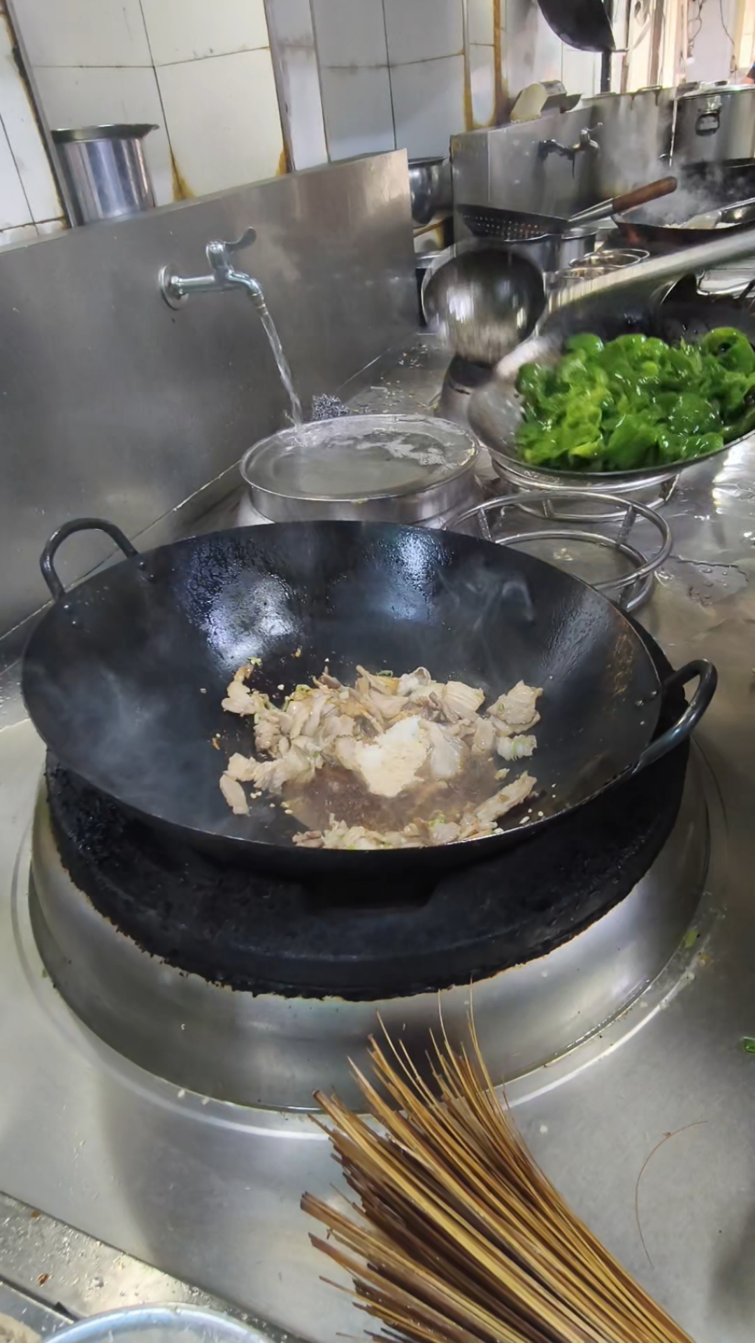 青椒炒肉