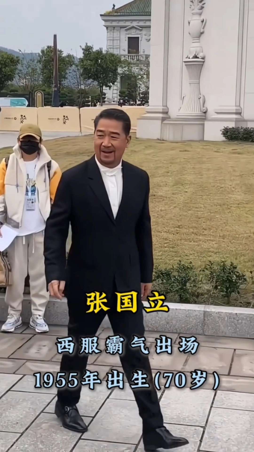 9位爷叔圈男明星走路气质,不输小鲜肉,看看谁是你的男神?