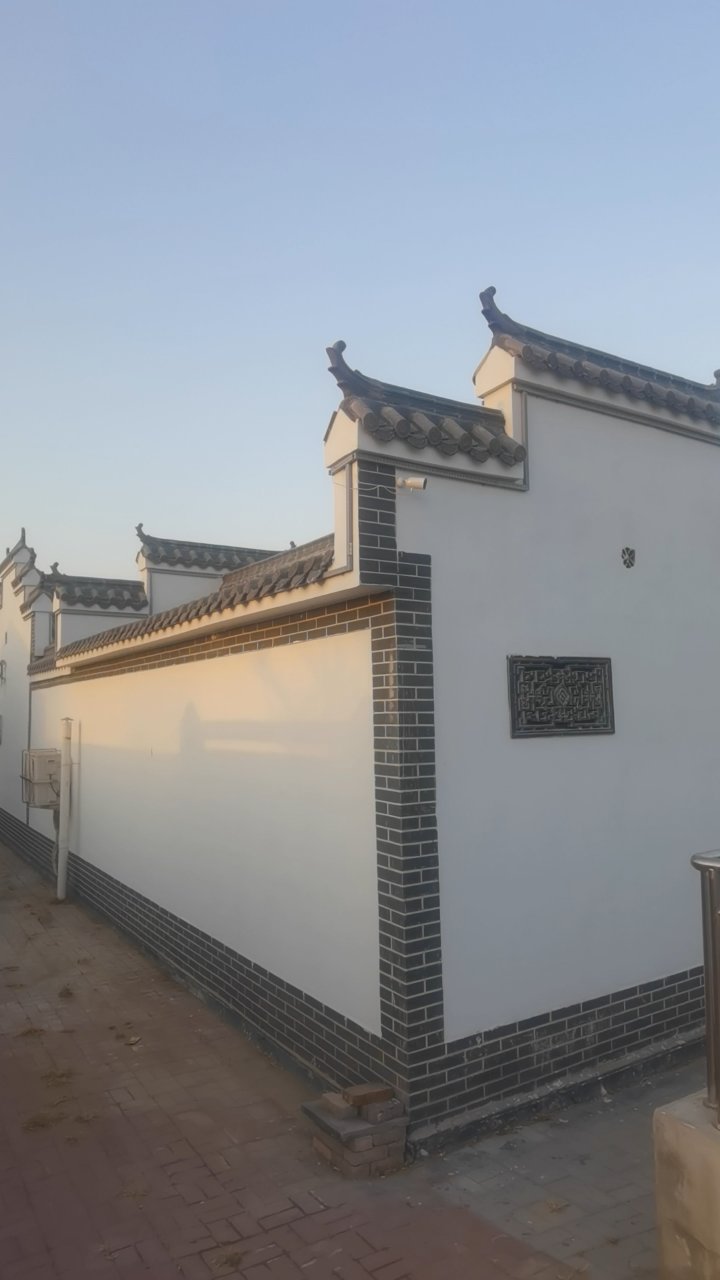 推开月洞门,住进水墨画 | 在200㎡徽派小院,过现代人的归