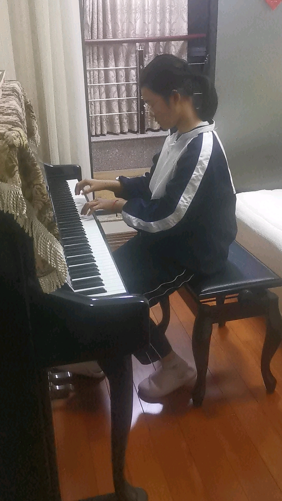 九级钢琴曲彩云追月