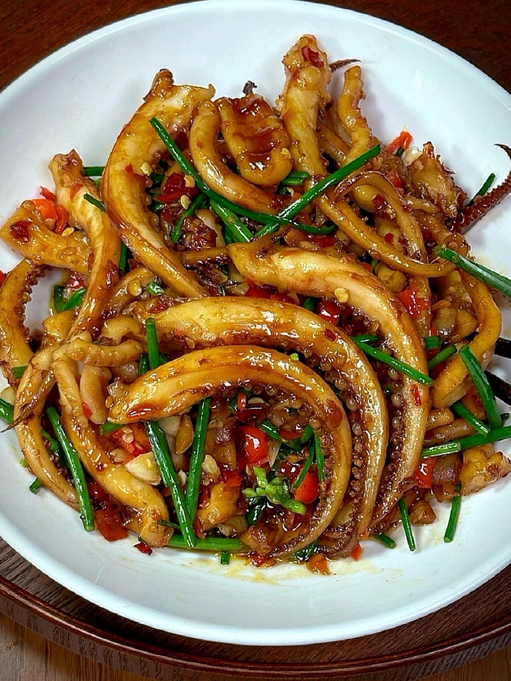 香辣鱿鱼炒韭菜花,好吃看得见!