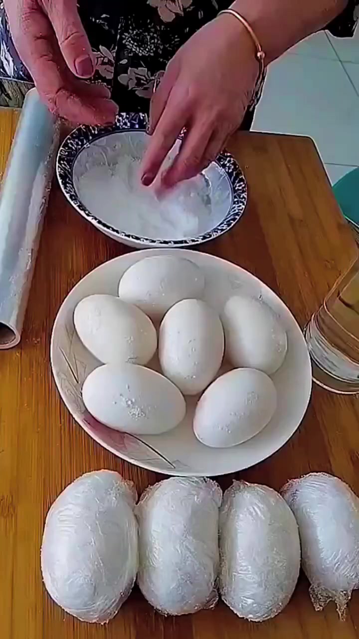 哈哈哈腌咸鹅蛋的方法