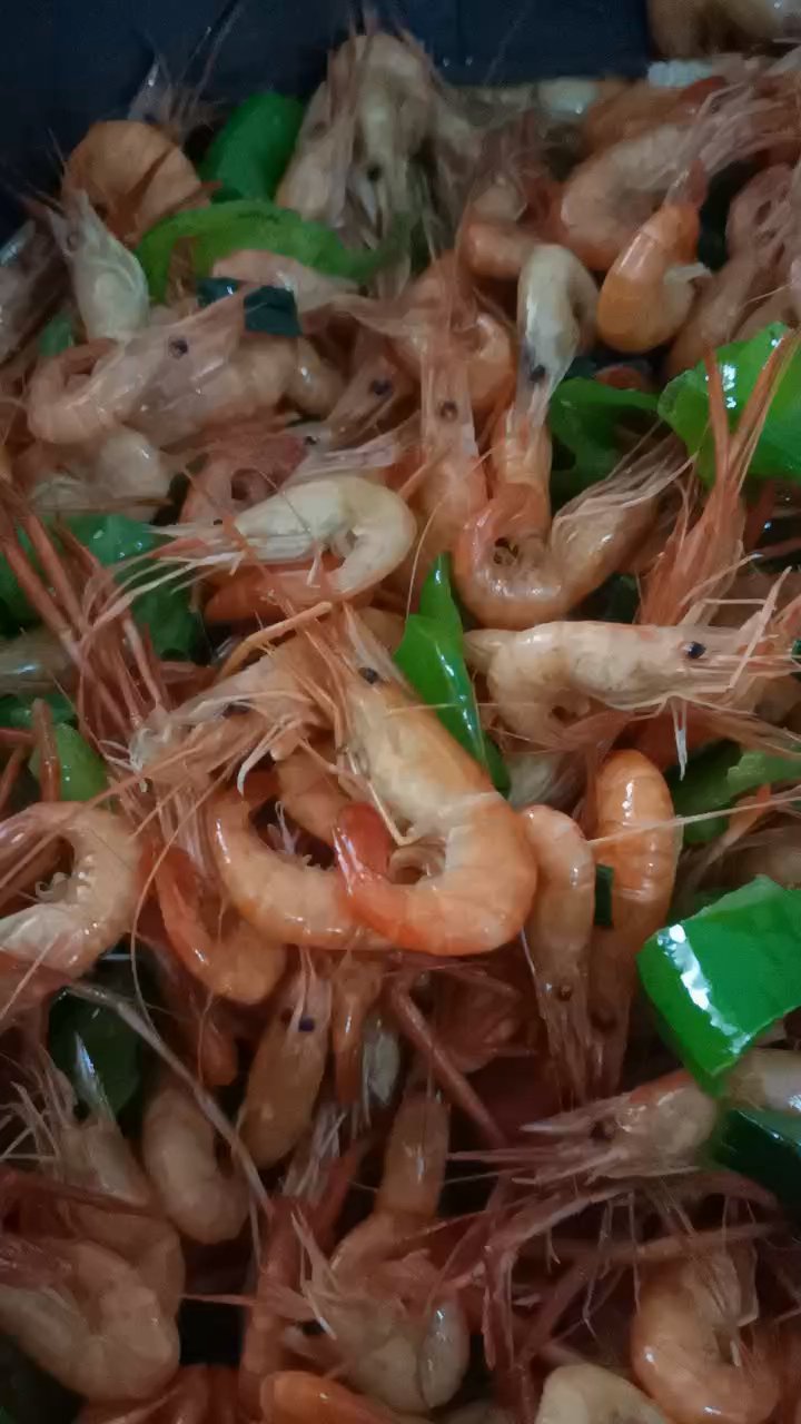 **揭露真相:30元一斤竟是炒虾