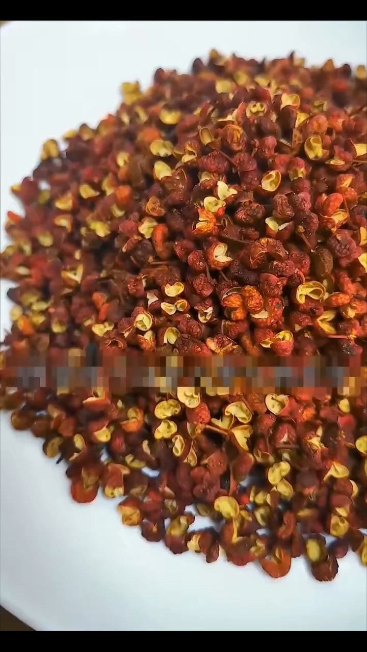 红花椒V青花椒:川菜必备香料对比