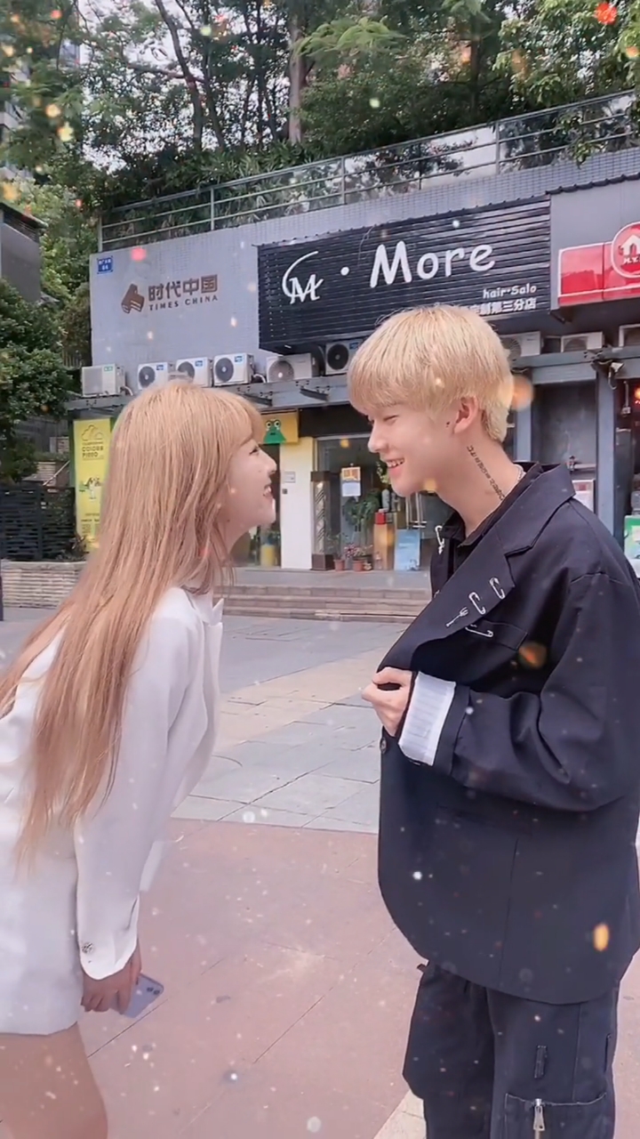 这套路还可以吧@于清很OK·#笨鱼夫妇#全世界最甜的笨鱼夫妇