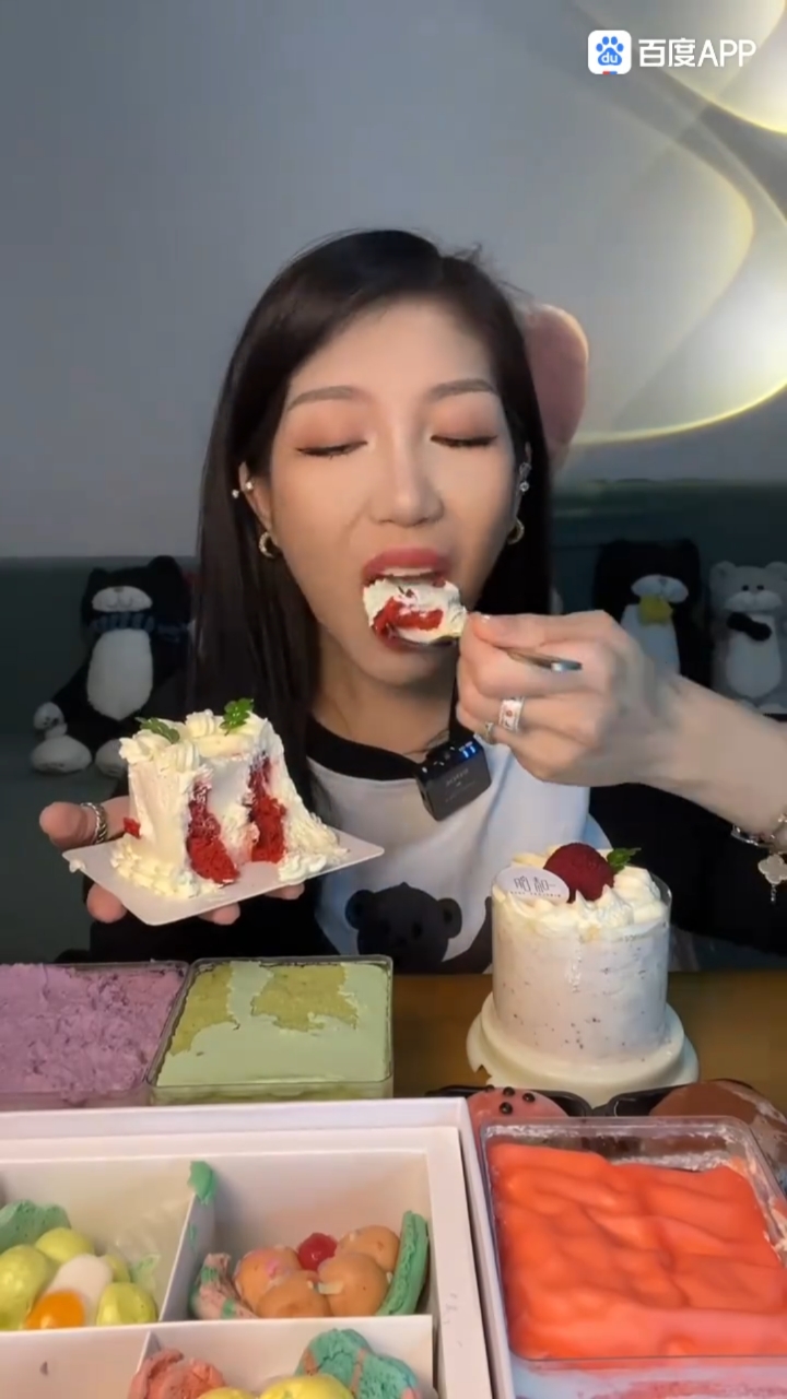 小蛋糕精致到不忍下嘴