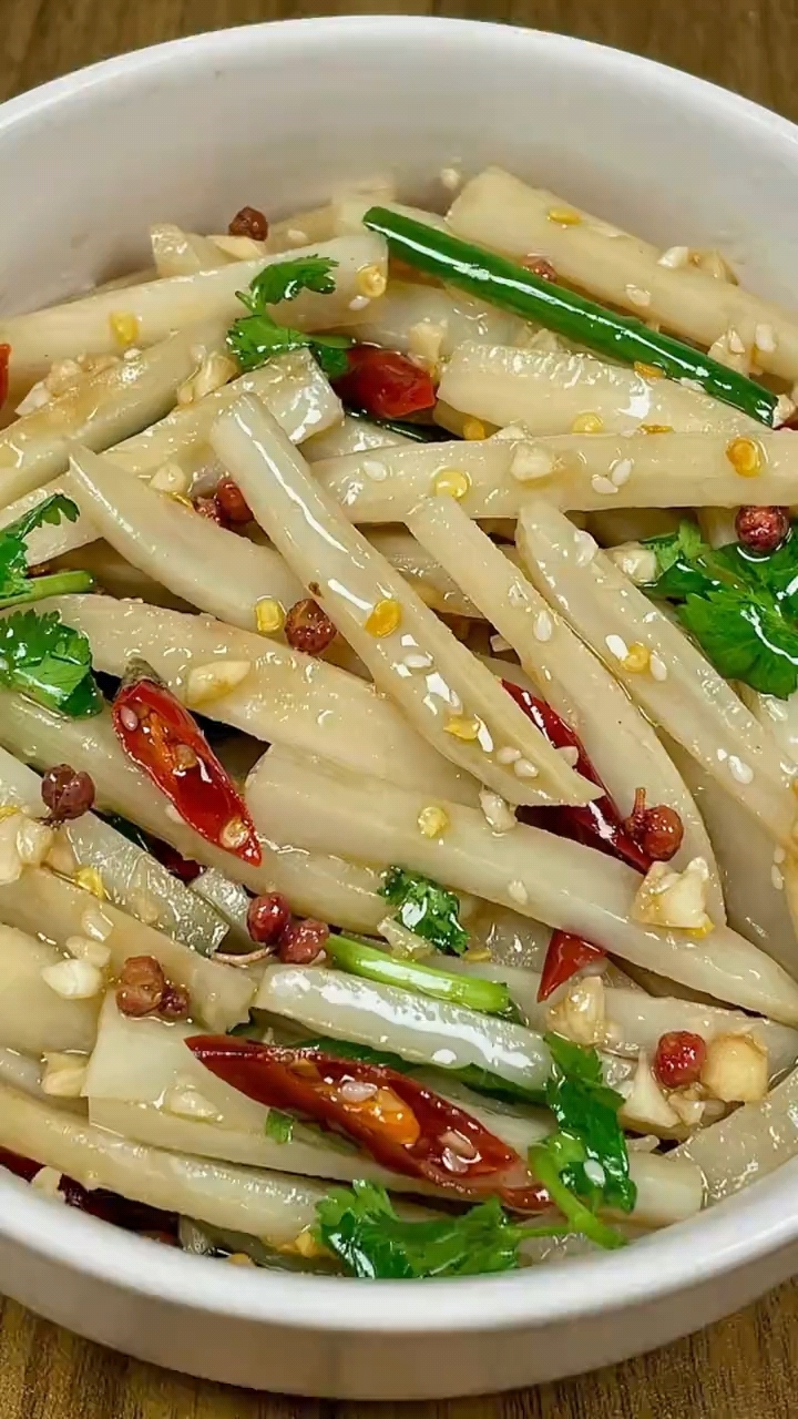夏天一定要多吃的，10道经典凉拌菜做法
