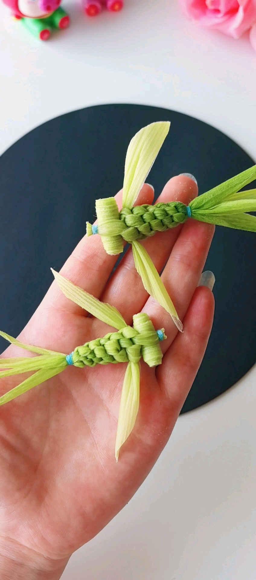 玉米皮不要扔,来做个可爱的小金鱼吧!